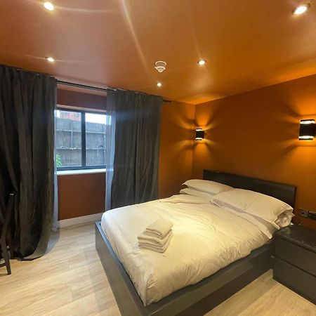 Sky City Apartments Coventry Bagian luar foto