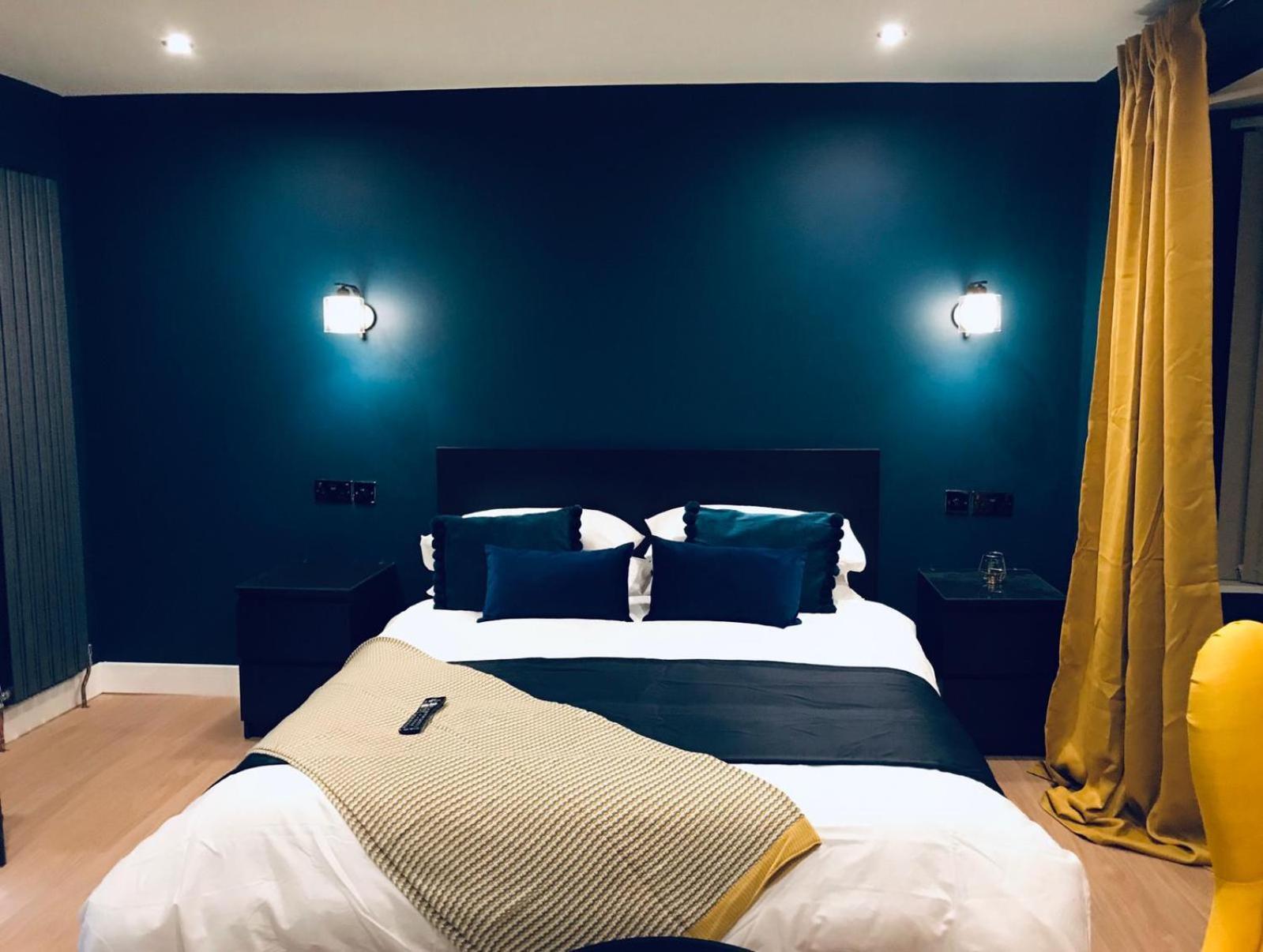 Sky City Apartments Coventry Bagian luar foto