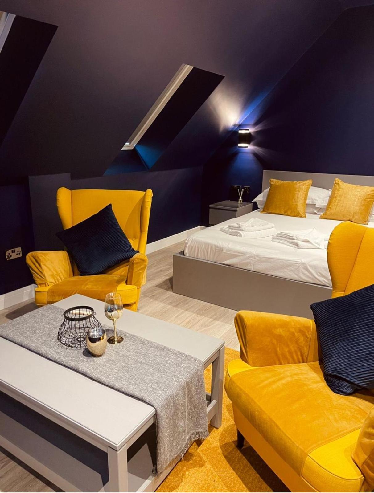 Sky City Apartments Coventry Bagian luar foto