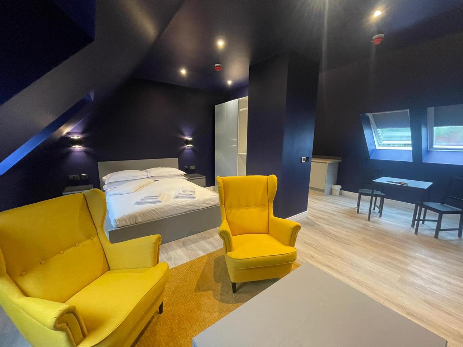 Sky City Apartments Coventry Bagian luar foto